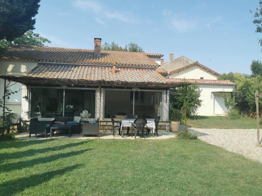 Maison Avec Piscine Dans Village Provencal. Courthézon エクステリア 写真