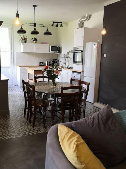 Maison Avec Piscine Dans Village Provencal. Courthézon エクステリア 写真