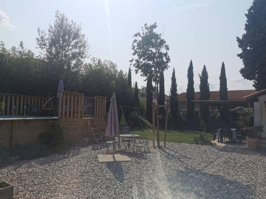 Maison Avec Piscine Dans Village Provencal. Courthézon エクステリア 写真