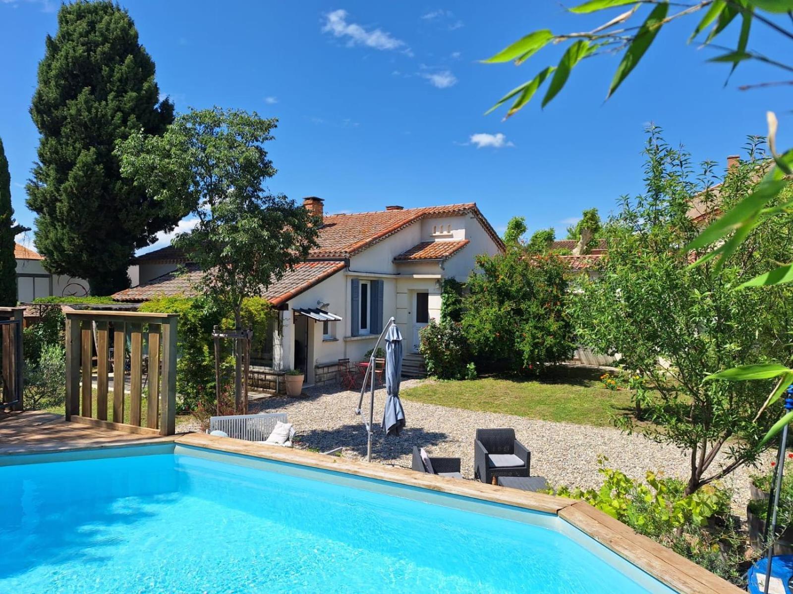 Maison Avec Piscine Dans Village Provencal. Courthézon エクステリア 写真